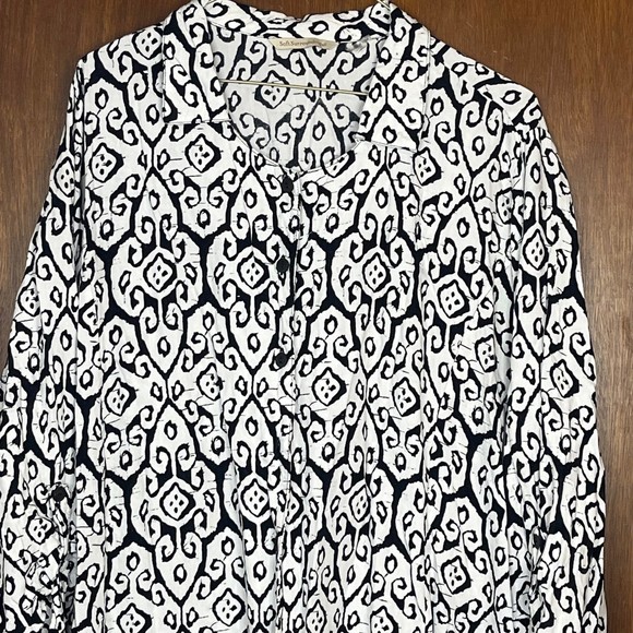 Soft Surroundings Woman’s Black & White Button Down Casual Tunic Top Size Large - Picture 2 of 6